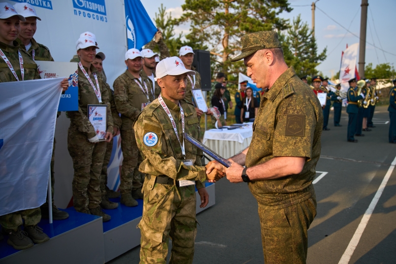 Подведение итогов на торжественной церемонии закрытия слета