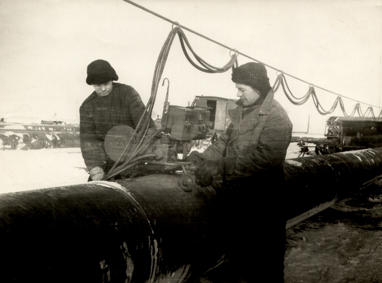 Строительство газопровода Ставрополь - Москва, 1956 год
