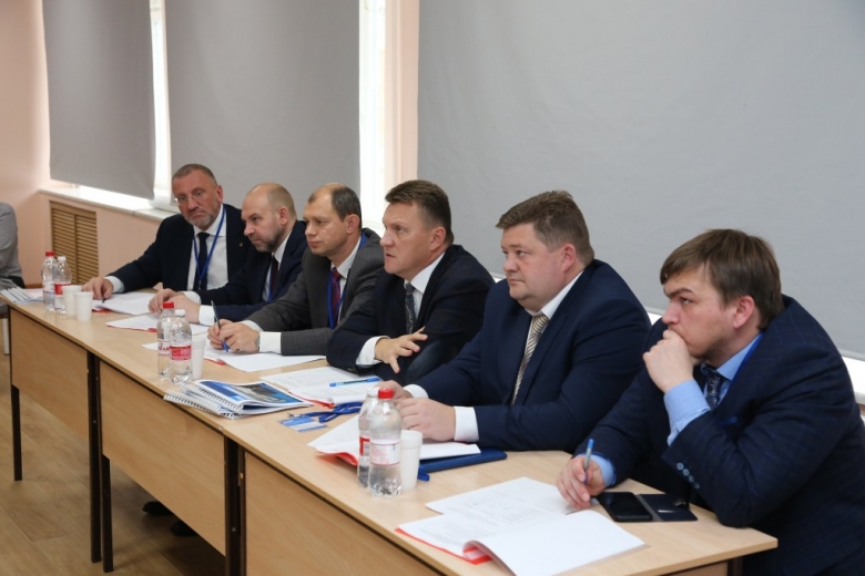 Строгая оценка всех действий конкурсантов выявляет общую картину