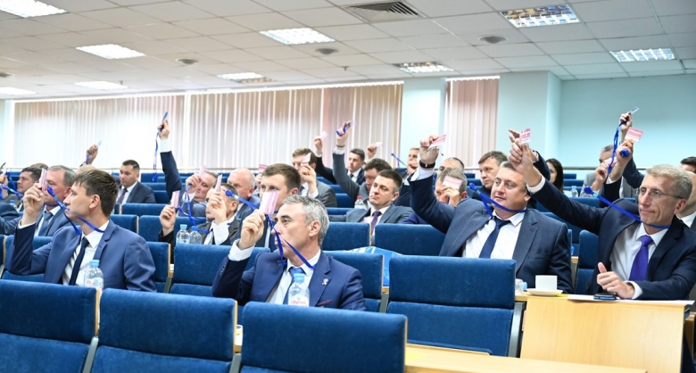 По всем вопросам конференции — единогласное решение