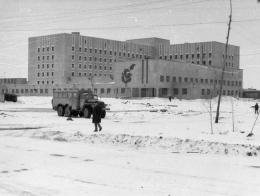 Надымская больница в 1980-е годы