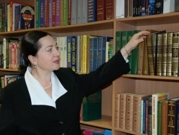 Вероника Попович, заведующая библиотекой